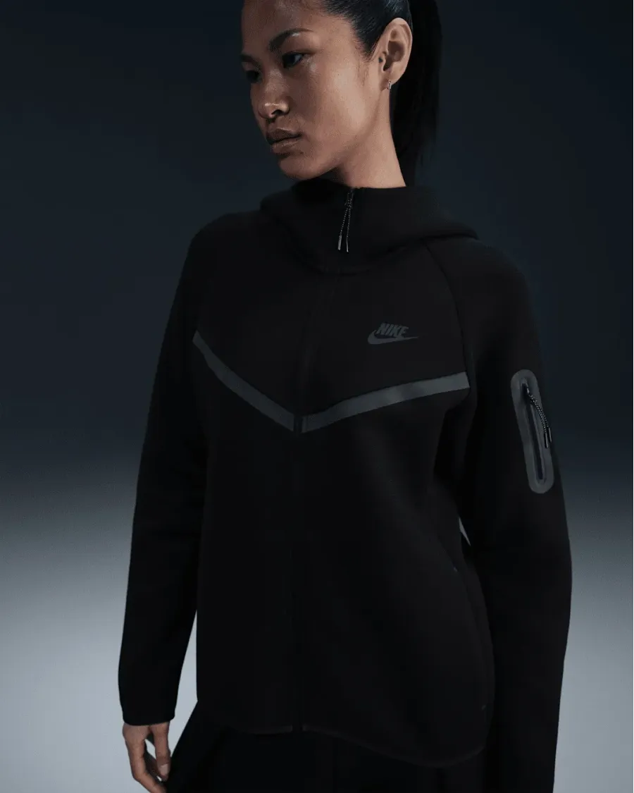 Костюм Nike Sportswear Tech Fleece Windrunner Full‑Zip HV6747-010_HV6779-010