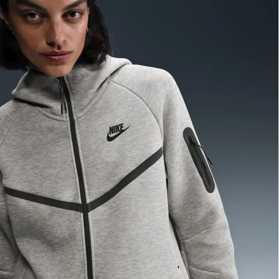 Худі Nike Sportswear Tech Fleece Windrunner Full‑Zip HV6747-063