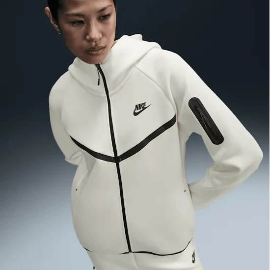 Худі Nike Sportswear Tech Fleece Windrunner Full‑Zip HV6747-110