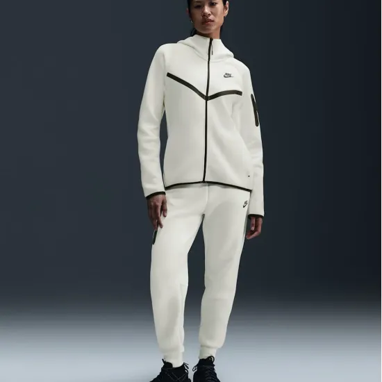 Костюм Nike Sportswear Tech Fleece Windrunner Full‑Zip HV6747-110_HV6779-110