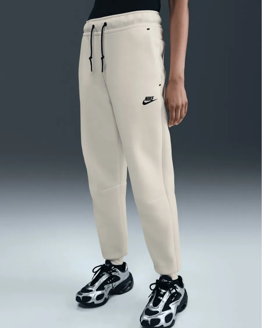 Костюм Nike Sportswear Tech Fleece Windrunner Full‑Zip HV6747-133_HV6779-133
