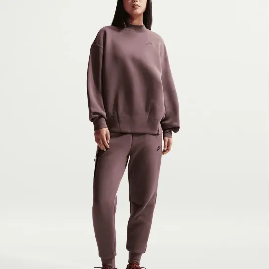 Штани Nike Sportswear Tech Fleece Mid-Rise HV6779-502