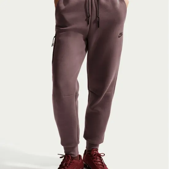 Штани Nike Sportswear Tech Fleece Mid-Rise HV6779-502