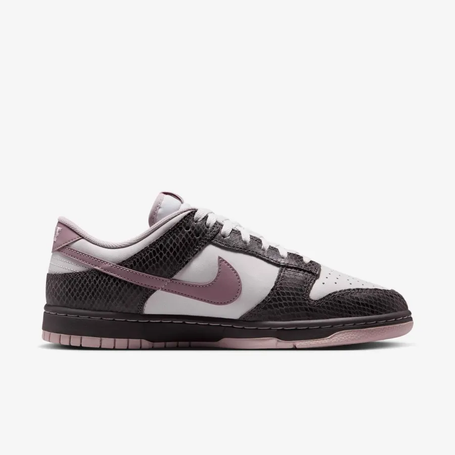 Кросівки Nike Dunk Low SE HV6932-299