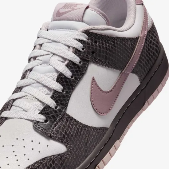 Кросівки Nike Dunk Low SE HV6932-299