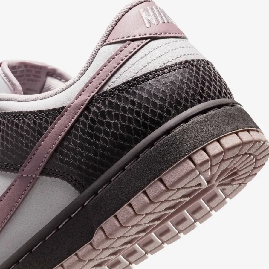 Кросівки Nike Dunk Low SE HV6932-299