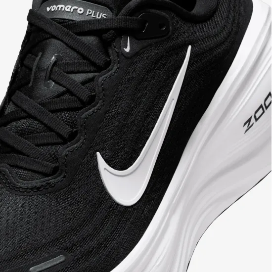 Кросівки Nike Vomero Plus HV8150-002
