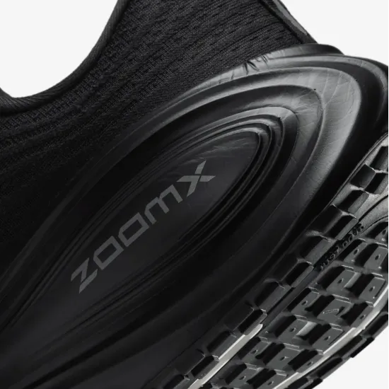 Кросівки Nike Vomero Plus HV8150-003
