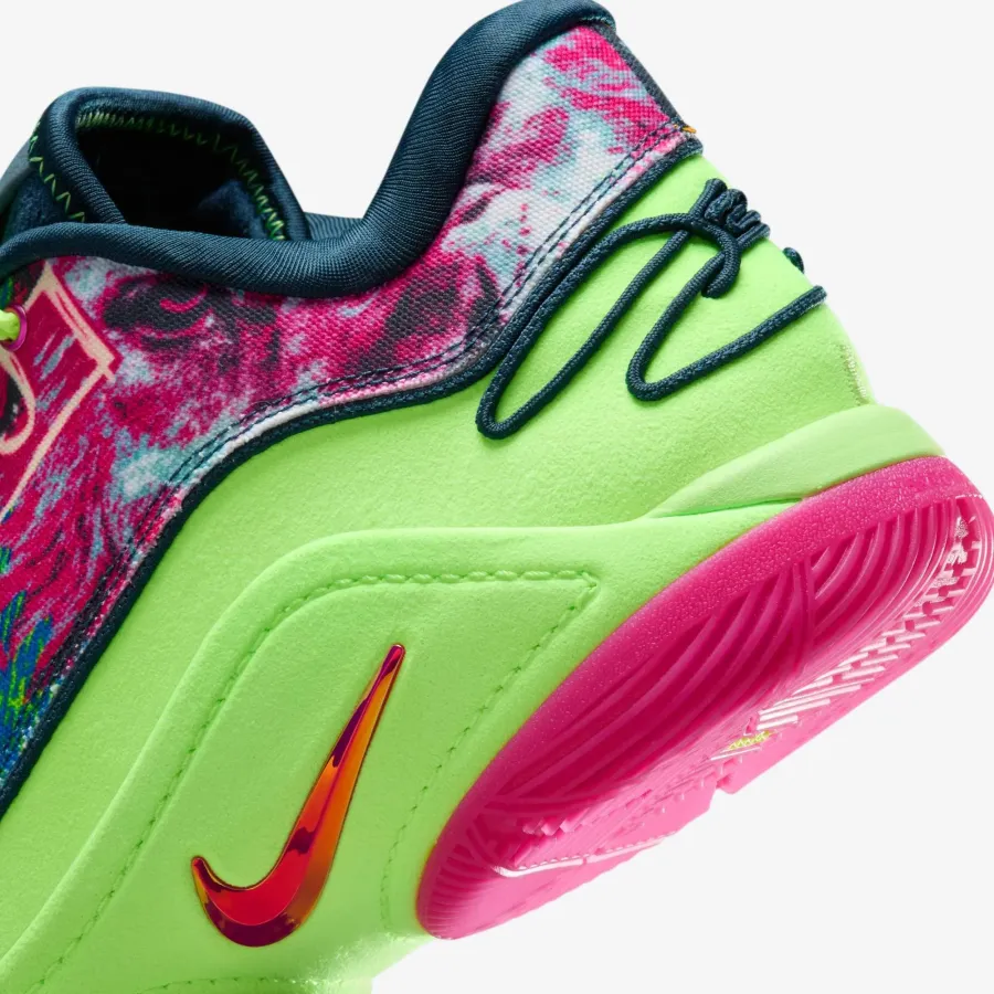 Кросівки Nike LeBron XXII Bryce's World HV8451-400