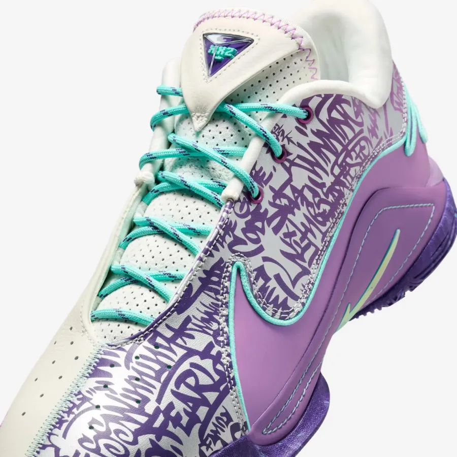 Кросівки Nike LeBron XXII Mogul HV8454-001