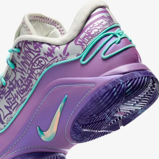 Кросівки Nike LeBron XXII Mogul HV8454-001