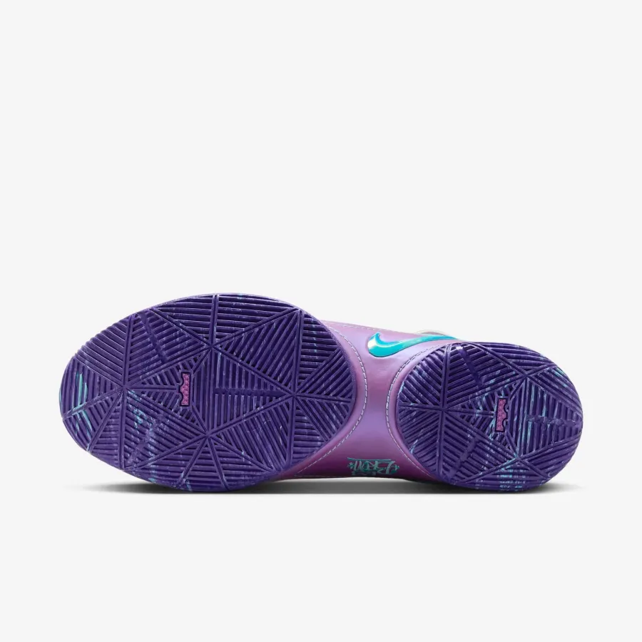 Кросівки Nike LeBron XXII Mogul HV8454-001