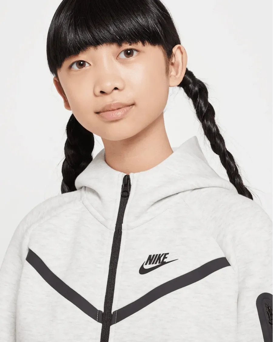 Толстовка Nike Sportswear Tech Fleece Full-Zip Hoodie Youth HV8695-013