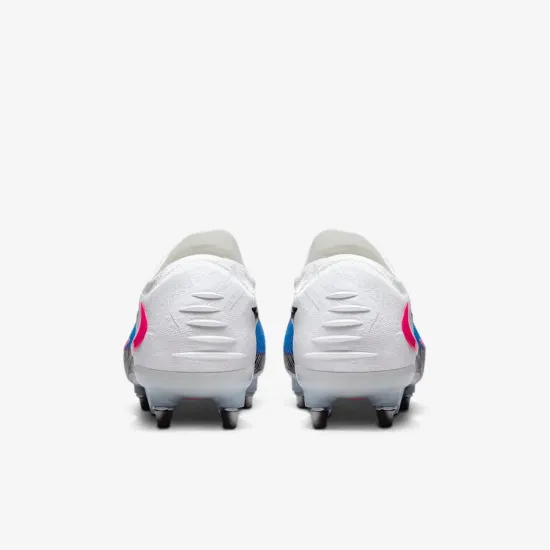 Бутси Nike Phantom 6 Low Elite SG-Pro HV8988-446