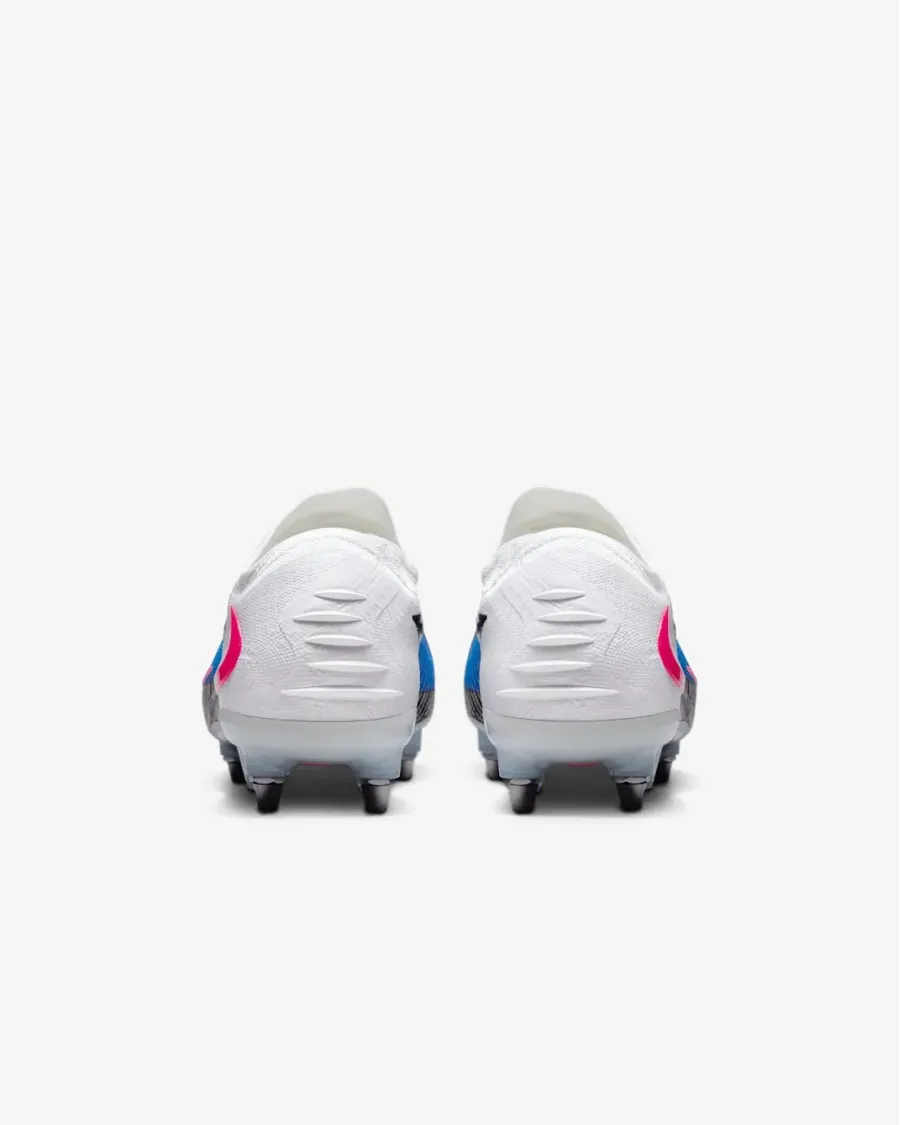 Бутси Nike Phantom 6 Low Elite SG-Pro HV8988-446