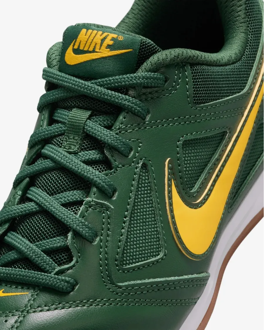 Кросівки Nike Gato HV9596-300