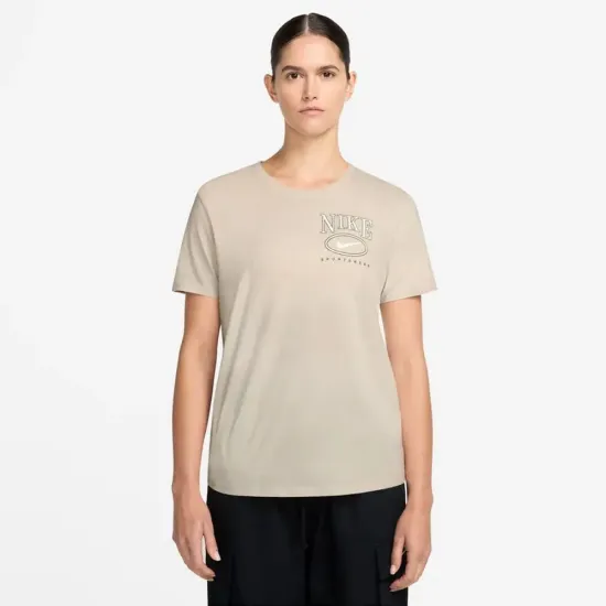 Футболка Nike Sportswear Club IB2447-104