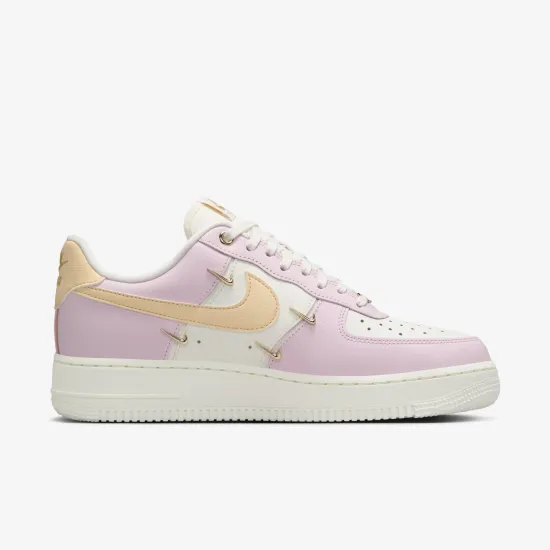 Кросівки Nike Air Force 1 '07 LX IB2574-600