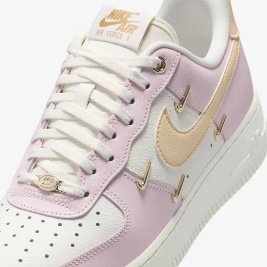 Кросівки Nike Air Force 1 '07 LX IB2574-600