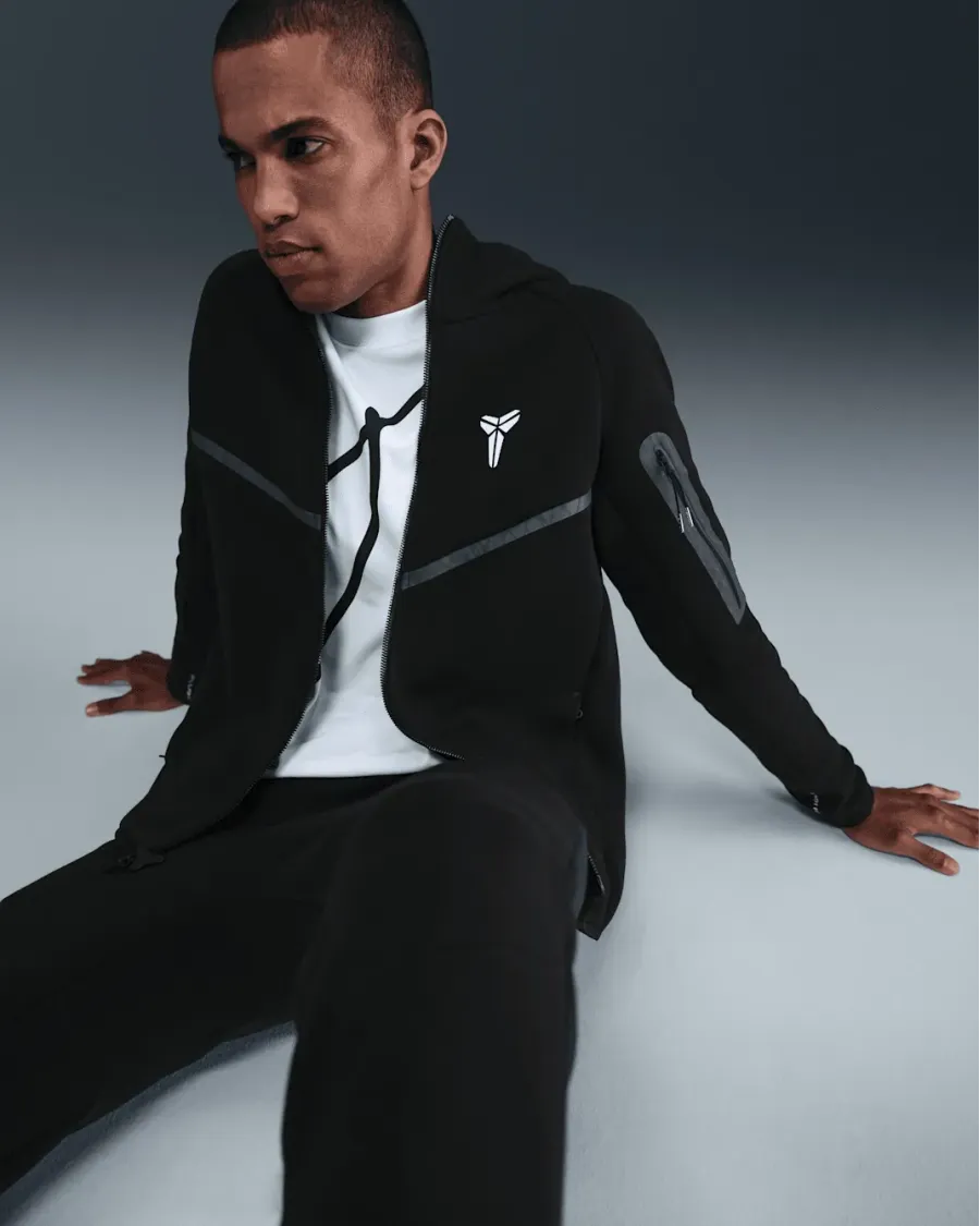 Кофта Nike Kobe Tech Fleece Full-Zip Windrunner IB2713-010