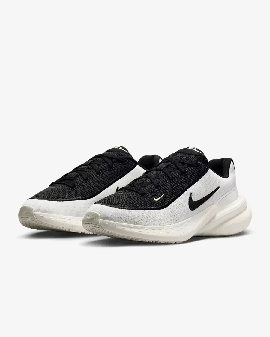 Кросівки Nike Uplift SC IB2766-100