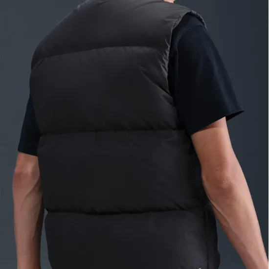 Жилетка Nike Club Puffer Vest 650 IB2977-010