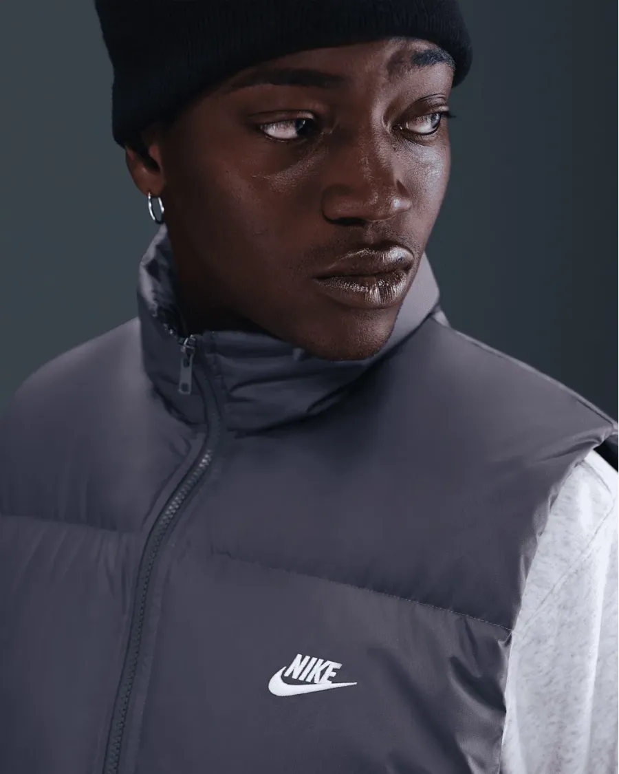 Жилетка Nike Club Puffer Vest 650 IB2977-068
