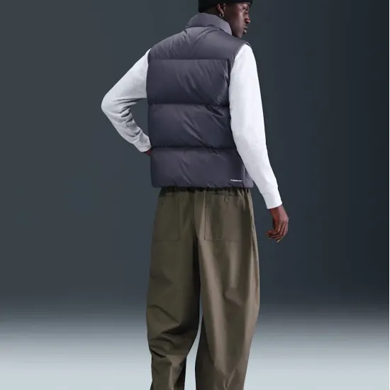 Жилетка Nike Club Puffer Vest 650 IB2977-068