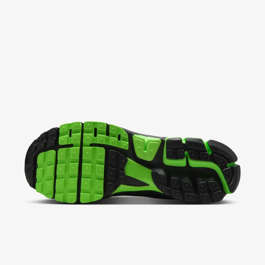 Кросівки Nike Zoom Vomero 5 IB2988-001