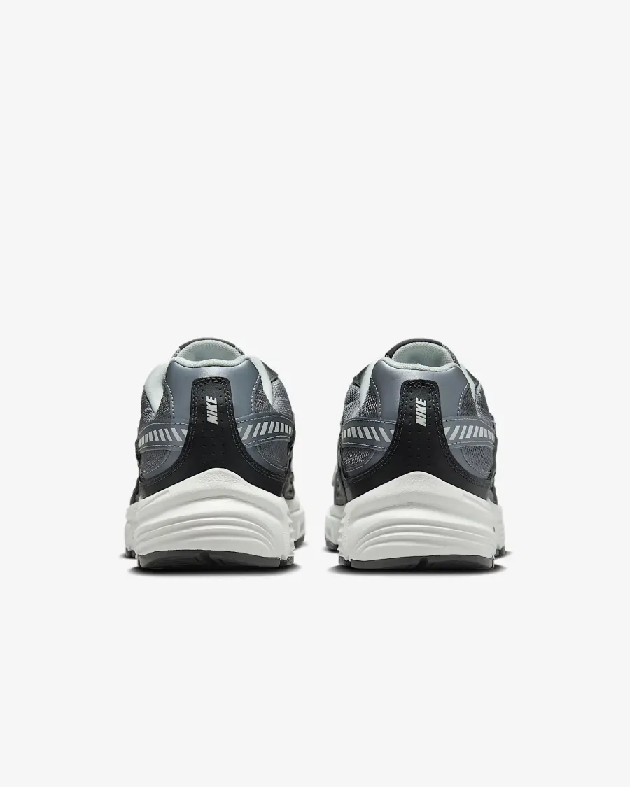 Кросівки Nike Initiator IB3083-001