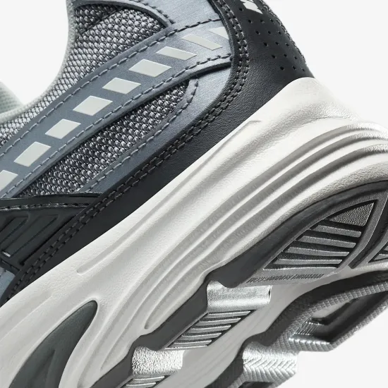 Кросівки Nike Initiator IB3083-001