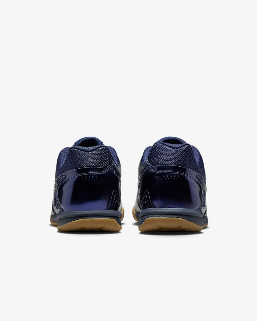 Кросівки Nike Gato LV8 IB3566-400