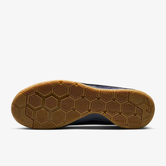 Кросівки Nike Gato LV8 IB3566-400