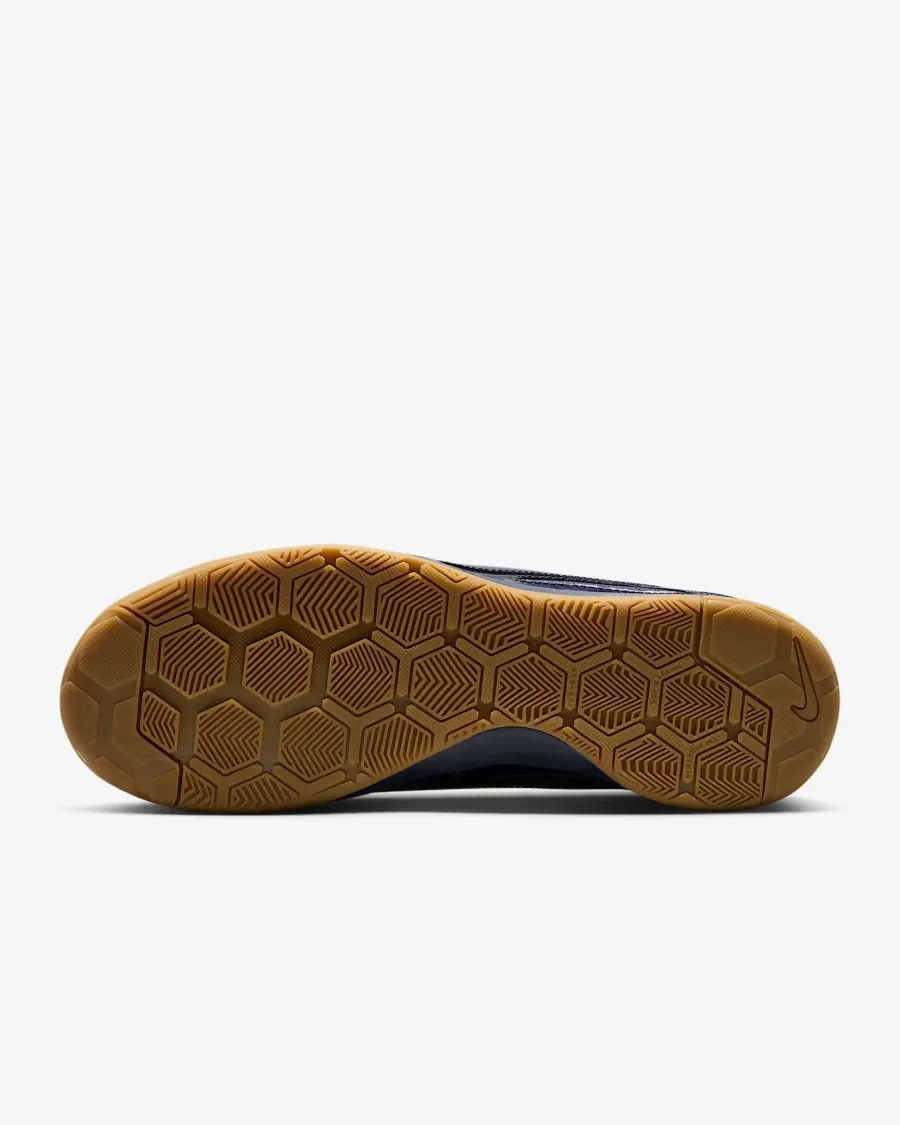 Кросівки Nike Gato LV8 IB3566-400