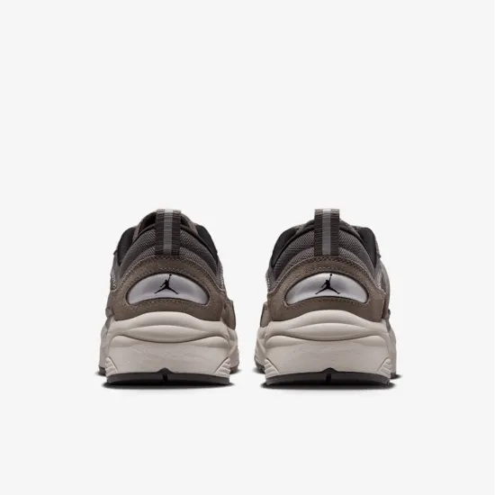 Кросівки Nike Air Jordan Trunner IB3722-201