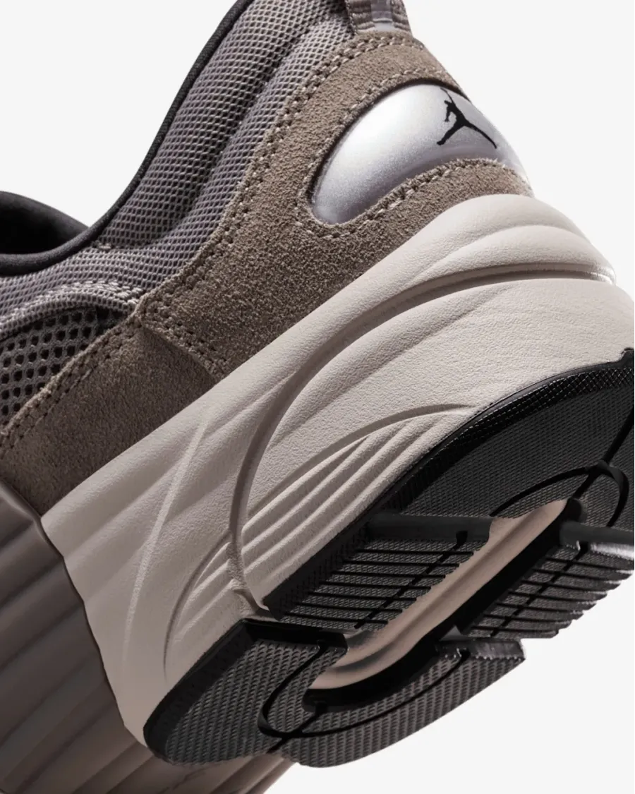 Кросівки Nike Air Jordan Trunner IB3722-201