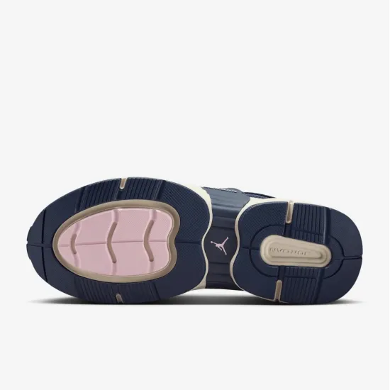 Кросівки Nike Air Jordan Trunner IB3722-400