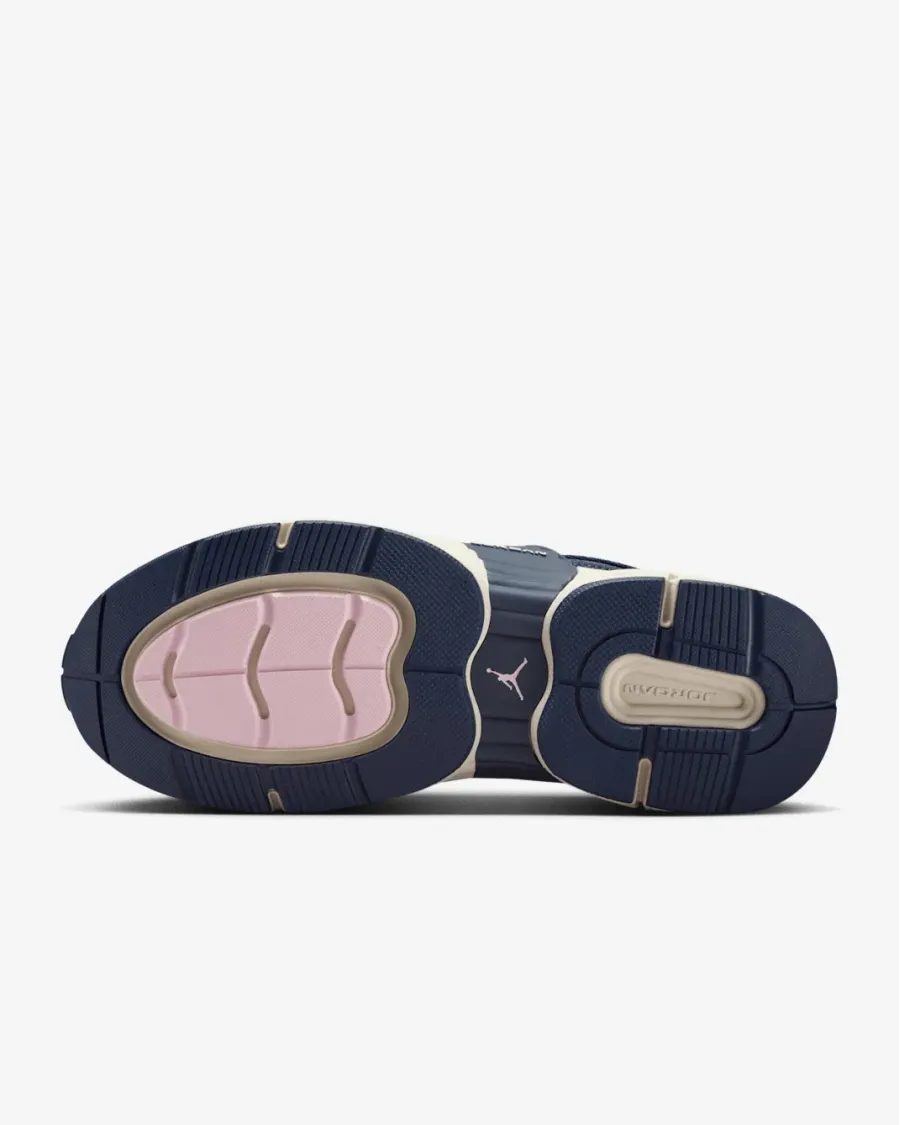 Кросівки Nike Air Jordan Trunner IB3722-400