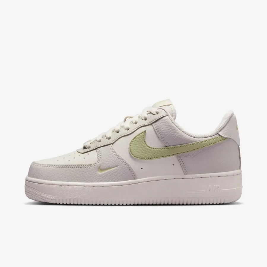 Кросівки Nike Air Force 1 Low ’07 IB3881-001