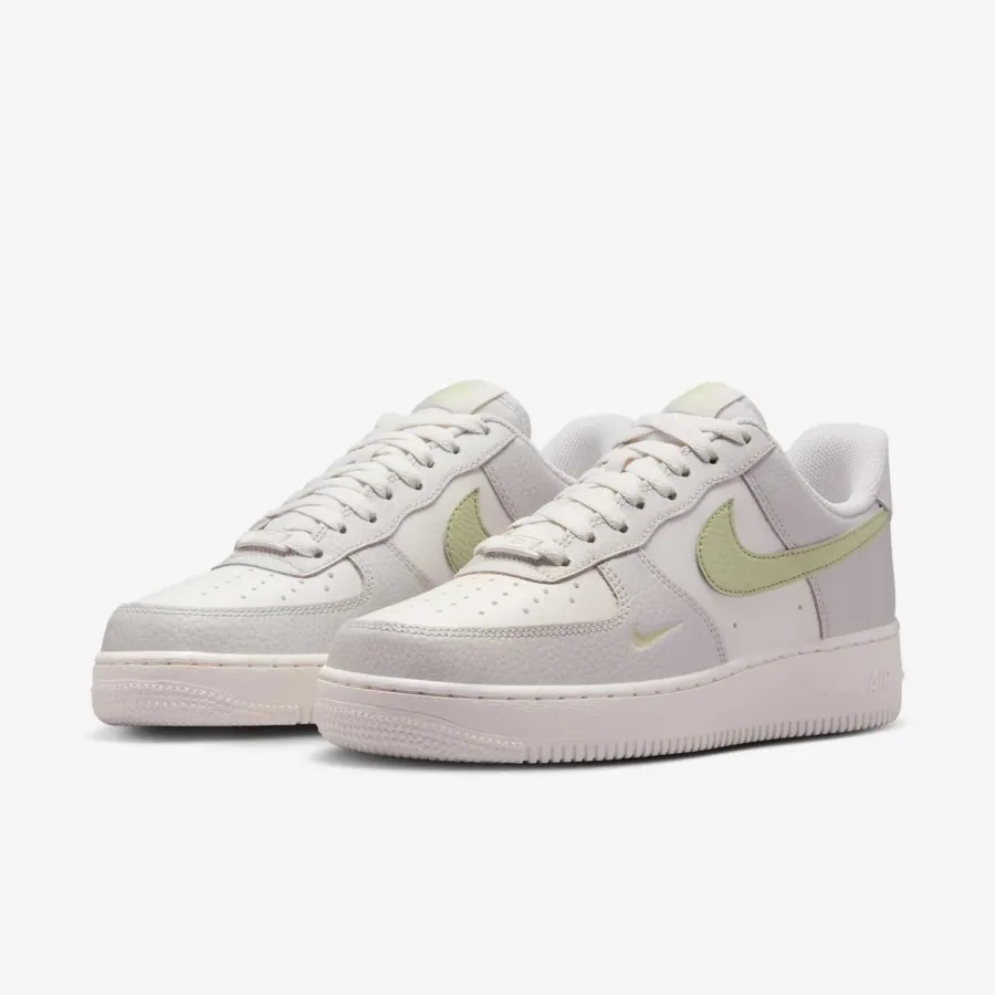 Кросівки Nike Air Force 1 Low ’07 IB3881-001