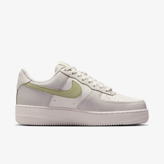 Кросівки Nike Air Force 1 Low ’07 IB3881-001