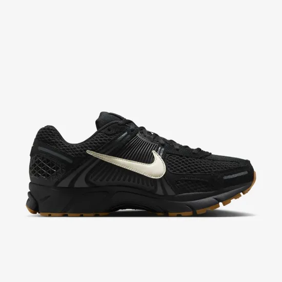 Кросівки Nike Air Zoom Vomero IB4005-010