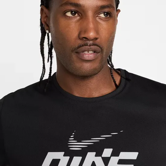 Футболка Nike Miler Flash Dri-FIT UV Short-Sleeve Running IB4127-010