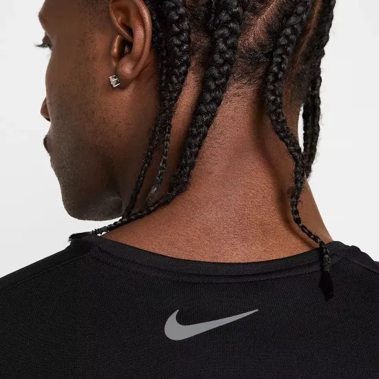 Футболка Nike Miler Flash Dri-FIT UV Short-Sleeve Running IB4127-010