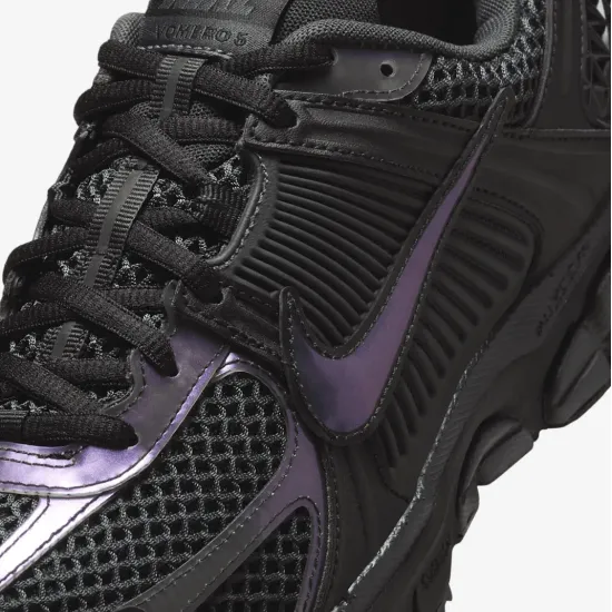 Кросівки Nike Zoom Vomero 5 SE IB4397-001