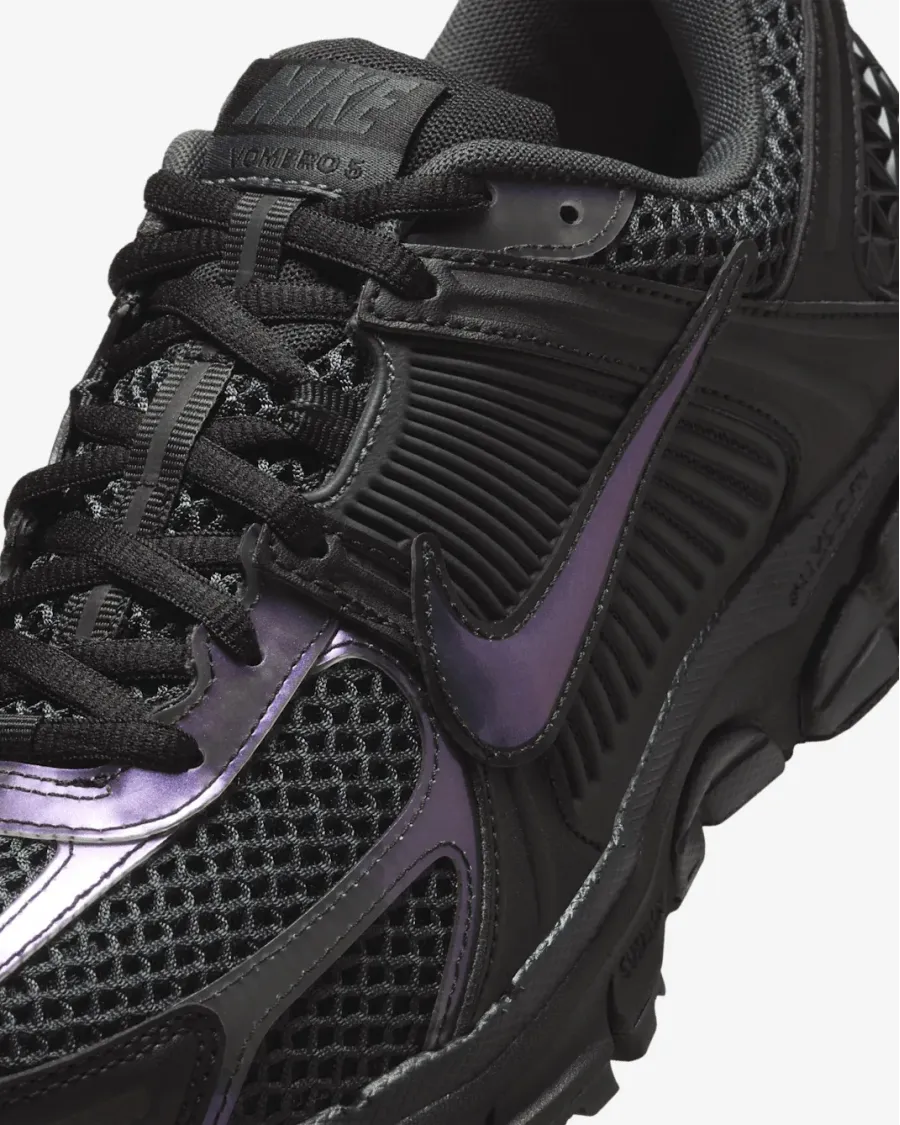 Кросівки Nike Zoom Vomero 5 SE IB4397-001