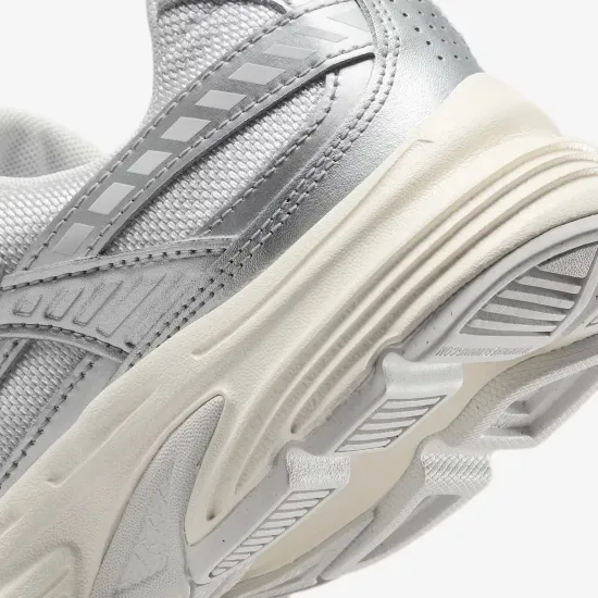 Кросівки Nike Initiator IB4483-078