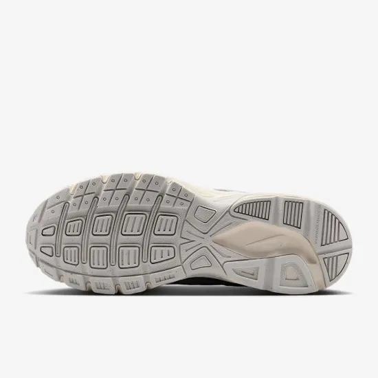 Кросівки Nike Initiator IB4483-078