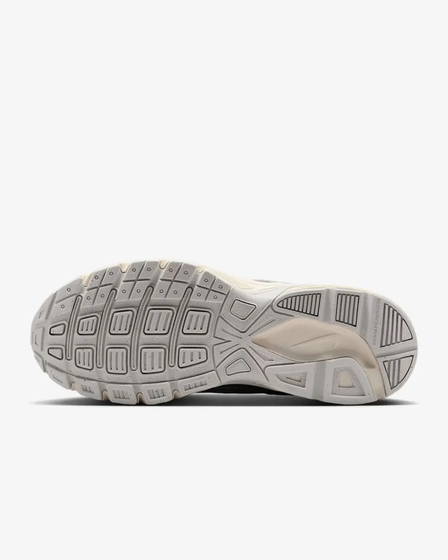 Кросівки Nike Initiator IB4483-078