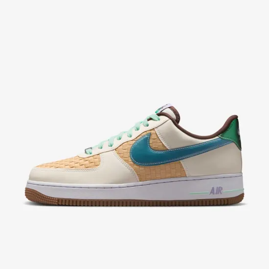 Кросівки Nike Air Force 1 Low Retro IB5722-100